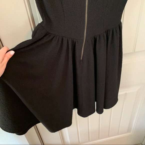 LBD - Picture 4 of 6